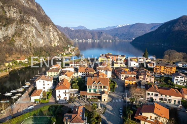 appartamento in vendita a Lavena Ponte Tresa