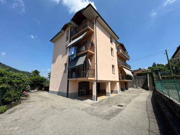 appartamento in vendita a Lavena Ponte Tresa