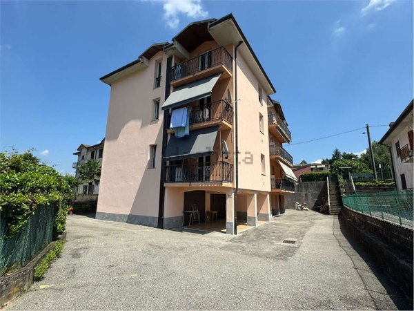 appartamento in vendita a Lavena Ponte Tresa