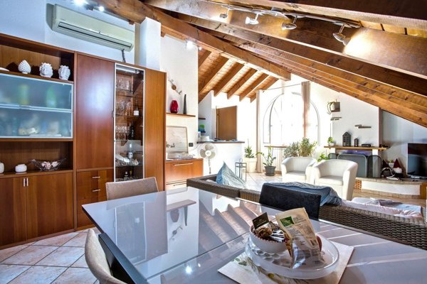 appartamento in vendita a Lavena Ponte Tresa