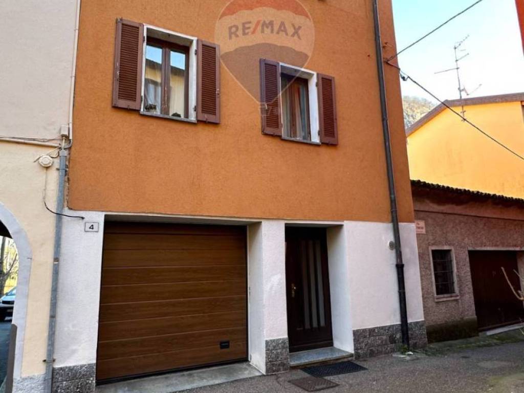 appartamento in vendita a Lavena Ponte Tresa