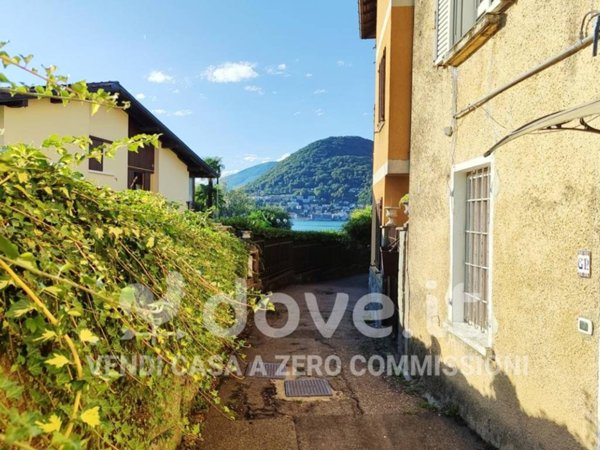 appartamento in vendita a Lavena Ponte Tresa