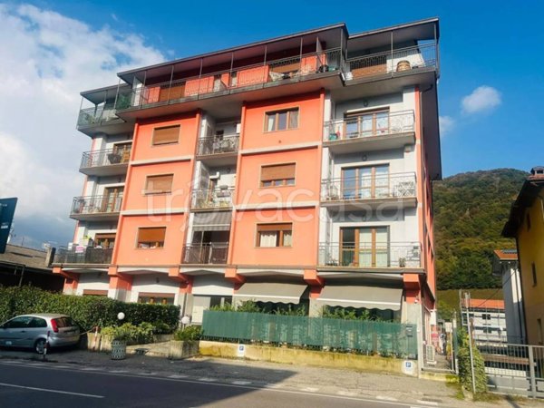 appartamento in vendita a Lavena Ponte Tresa in zona Ponte Tresa