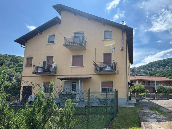appartamento in vendita a Lavena Ponte Tresa