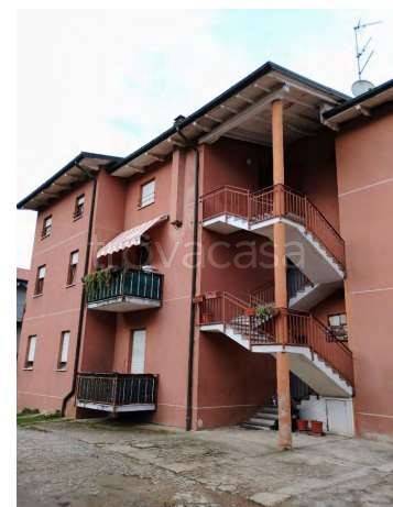 appartamento in vendita a Lavena Ponte Tresa