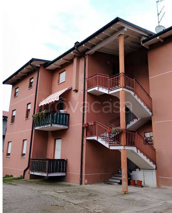 appartamento in vendita a Lavena Ponte Tresa