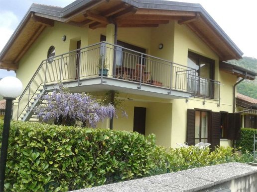 appartamento in vendita a Lavena Ponte Tresa