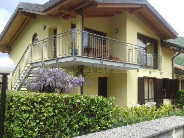 appartamento in vendita a Lavena Ponte Tresa