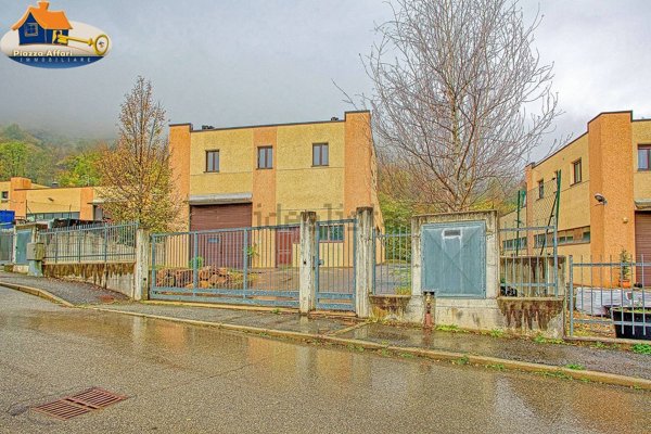 appartamento in vendita a Lavena Ponte Tresa