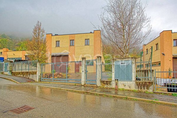 appartamento in vendita a Lavena Ponte Tresa