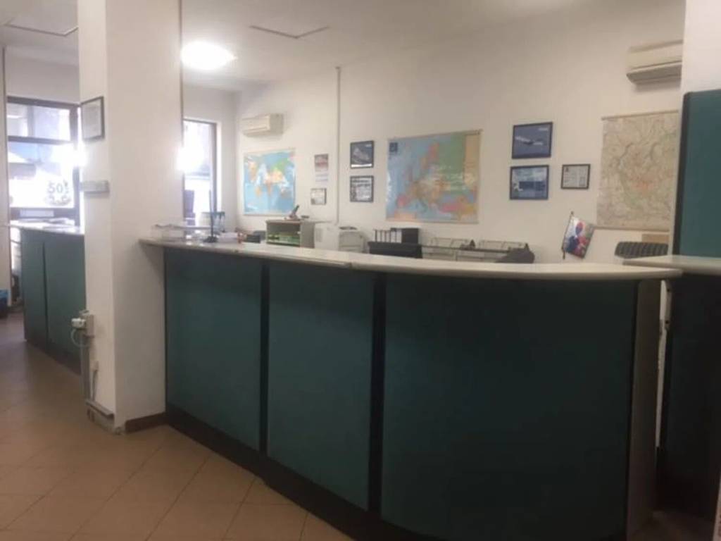 negozio in vendita a Lavena Ponte Tresa