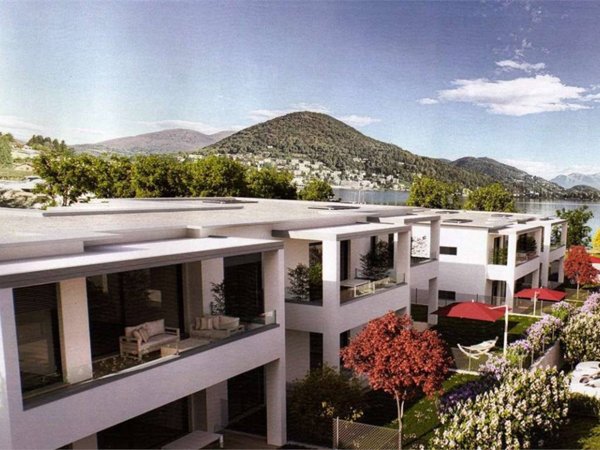 appartamento in vendita a Lavena Ponte Tresa