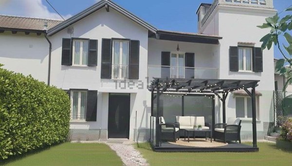 appartamento in vendita a Lavena Ponte Tresa