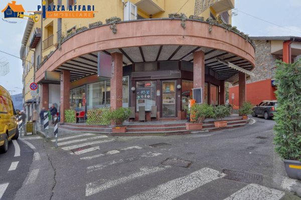 negozio in vendita a Lavena Ponte Tresa