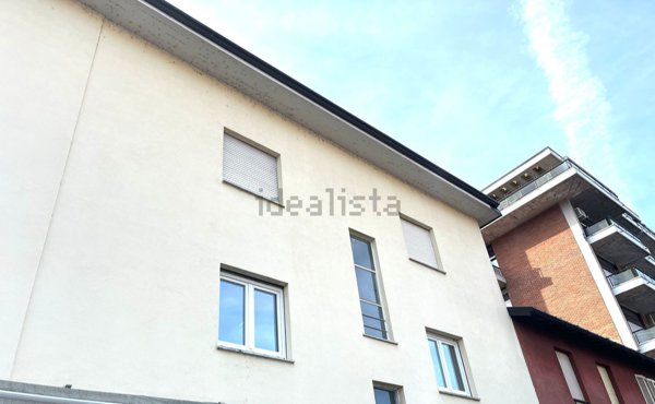 appartamento in vendita a Lavena Ponte Tresa in zona Ponte Tresa