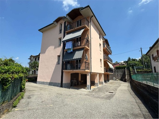 appartamento in vendita a Lavena Ponte Tresa