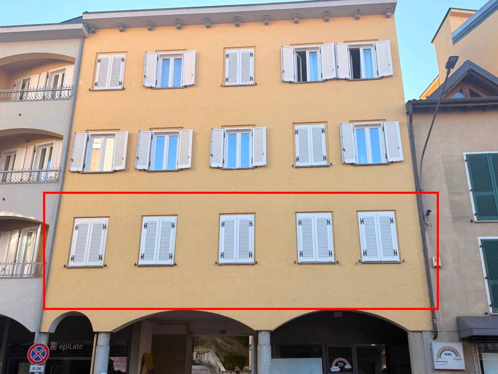 appartamento in vendita a Lavena Ponte Tresa in zona Ponte Tresa