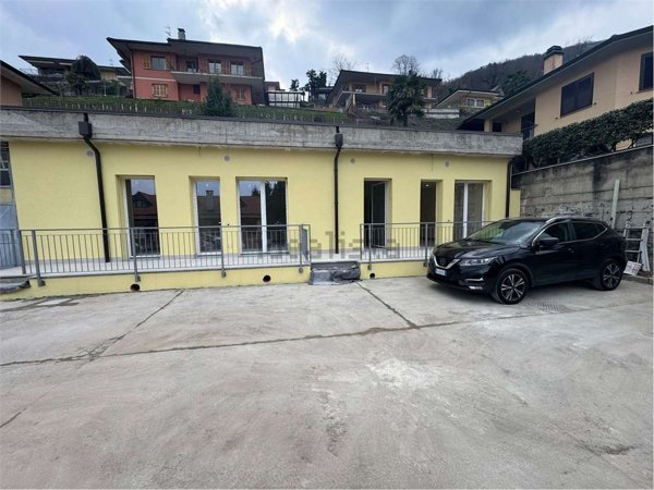 appartamento in vendita a Lavena Ponte Tresa