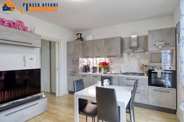 appartamento in vendita a Lavena Ponte Tresa