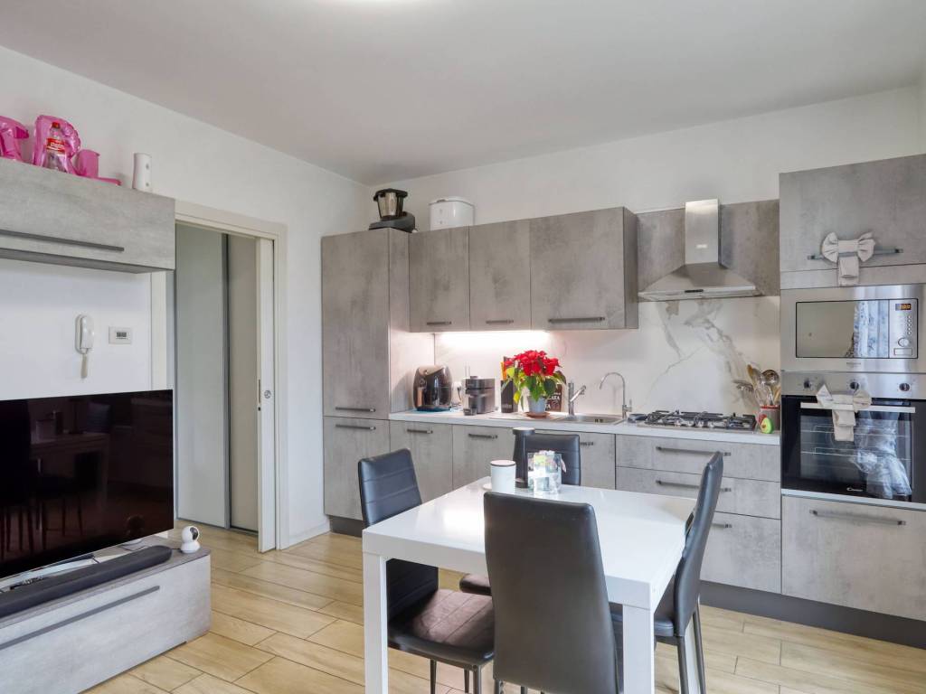 appartamento in vendita a Lavena Ponte Tresa