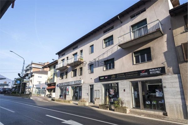 appartamento in vendita a Lavena Ponte Tresa