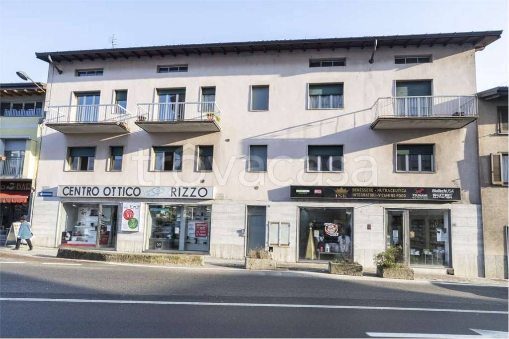 appartamento in vendita a Lavena Ponte Tresa in zona Ponte Tresa