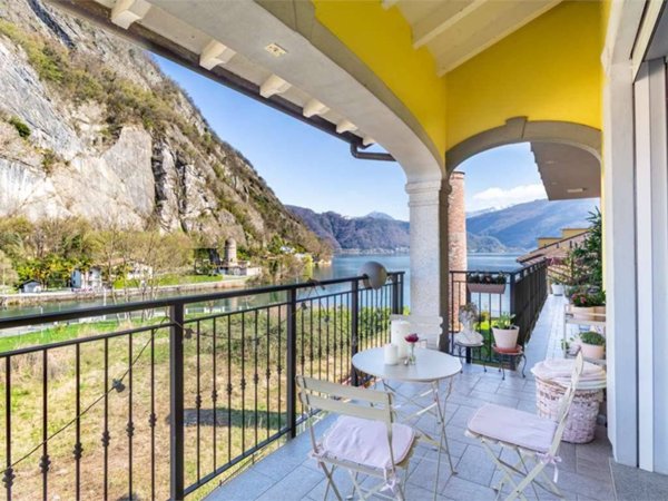 appartamento in vendita a Lavena Ponte Tresa