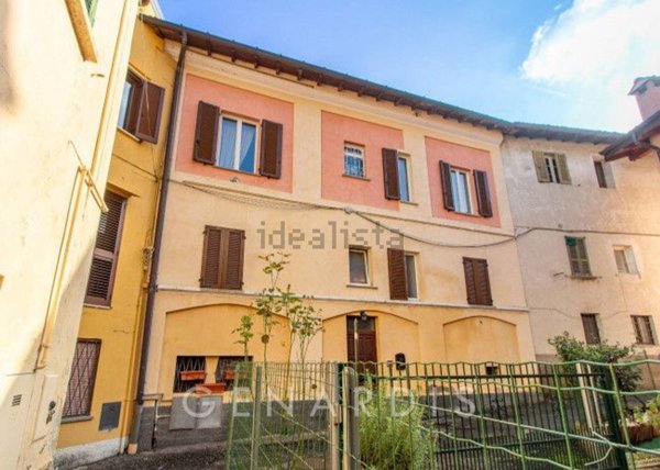 appartamento in vendita a Lavena Ponte Tresa