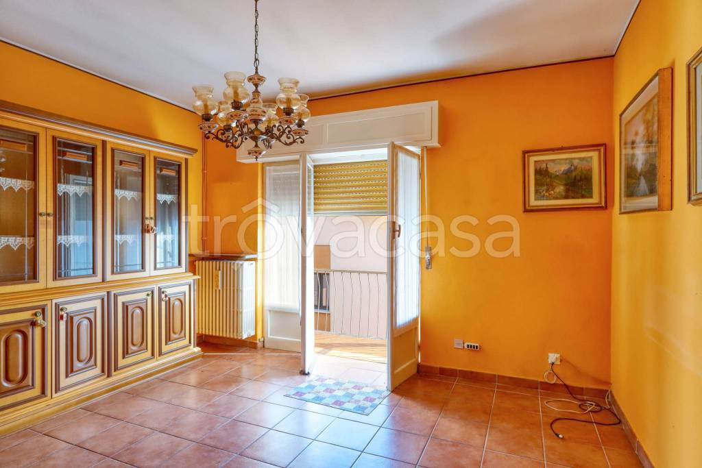 appartamento in vendita a Lavena Ponte Tresa