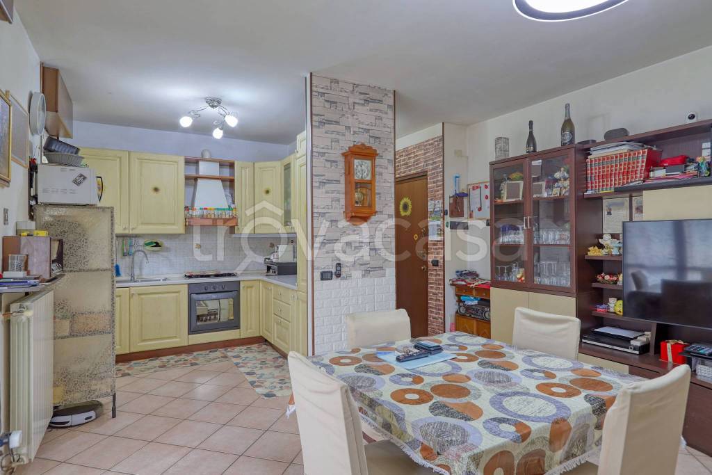 appartamento in vendita a Lavena Ponte Tresa in zona Ponte Tresa