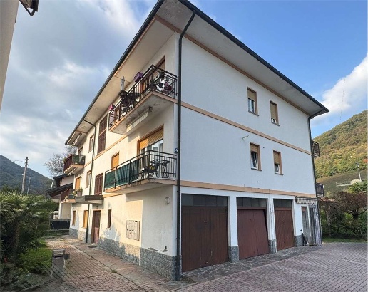 appartamento in vendita a Lavena Ponte Tresa