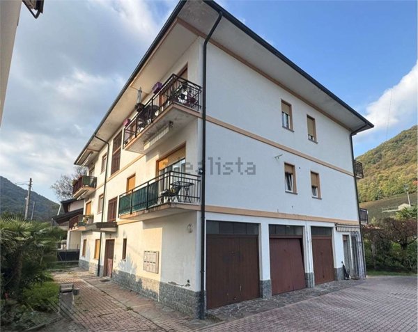 appartamento in vendita a Lavena Ponte Tresa