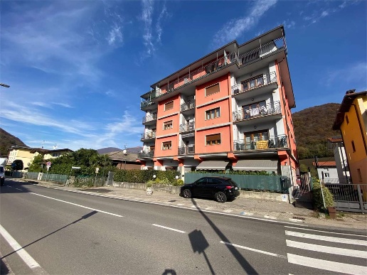 appartamento in vendita a Lavena Ponte Tresa