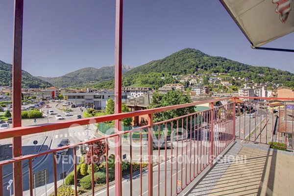 appartamento in vendita a Lavena Ponte Tresa