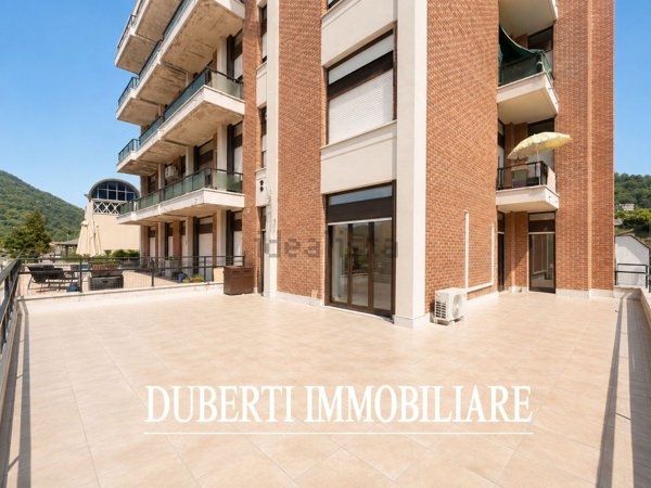 appartamento in vendita a Lavena Ponte Tresa in zona Ponte Tresa