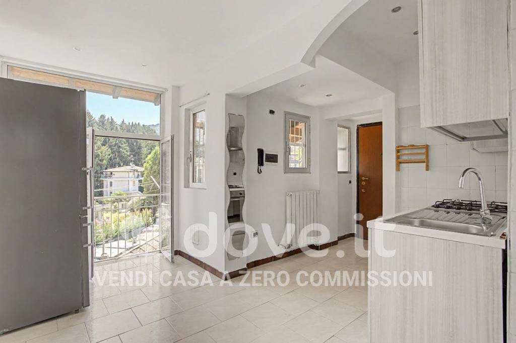 appartamento in vendita a Lavena Ponte Tresa in zona Ponte Tresa