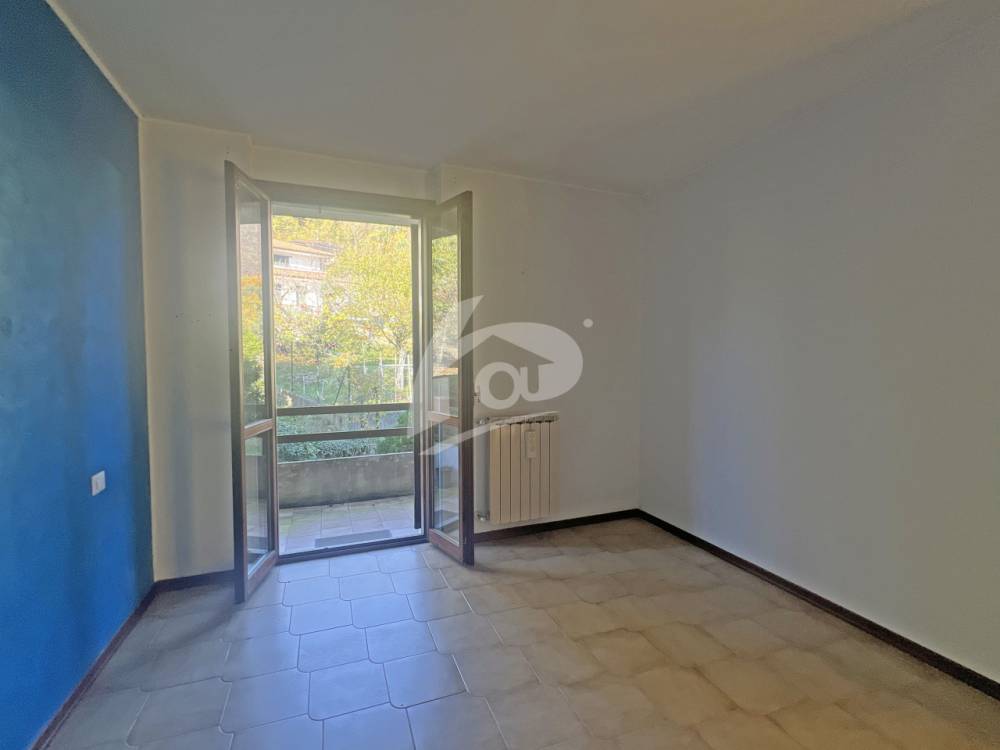 appartamento in vendita a Laveno-Mombello in zona Mombello