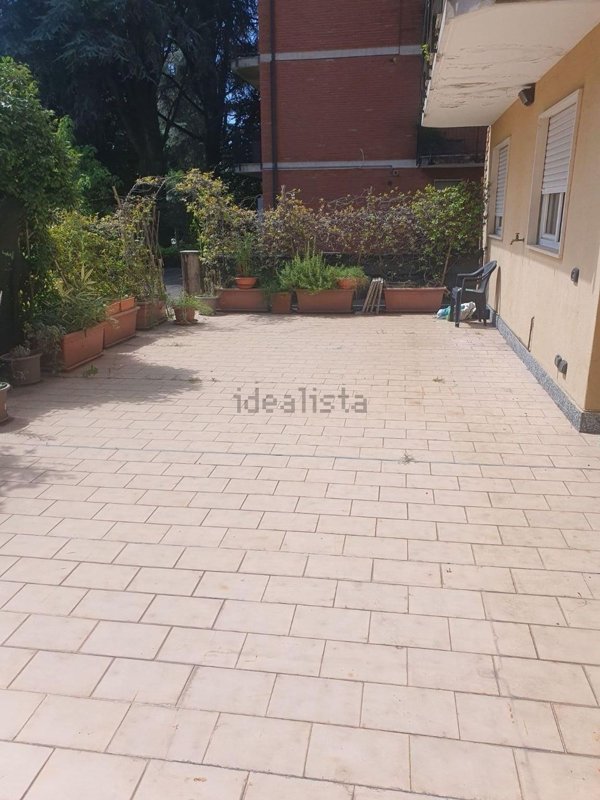 appartamento in vendita a Laveno-Mombello in zona Cerro