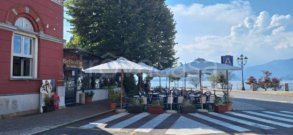 appartamento in vendita a Laveno-Mombello in zona Laveno