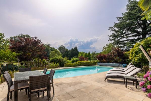 casa indipendente in vendita a Laveno-Mombello