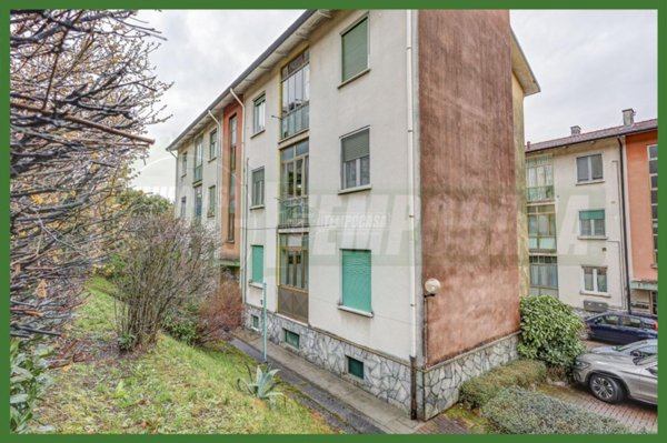 appartamento in vendita a Laveno-Mombello