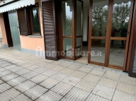 appartamento in vendita a Laveno-Mombello in zona Mombello
