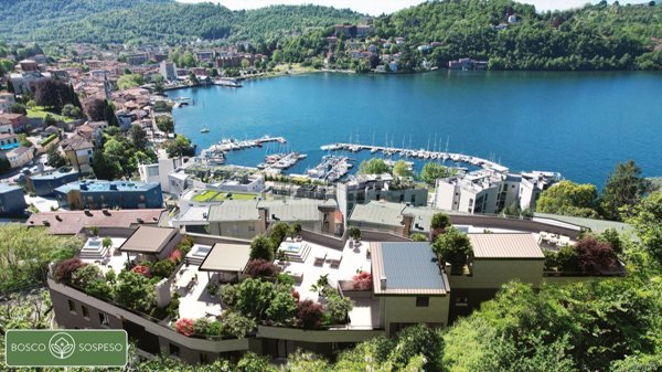 appartamento in vendita a Laveno-Mombello