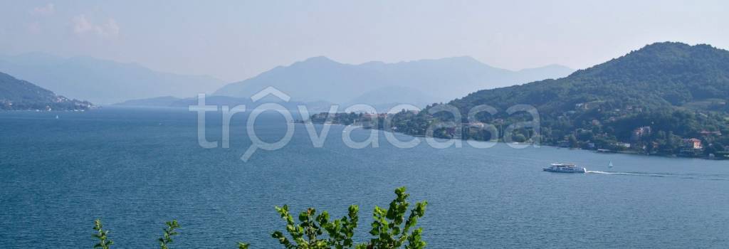 terreno agricolo in vendita a Laveno-Mombello in zona Laveno