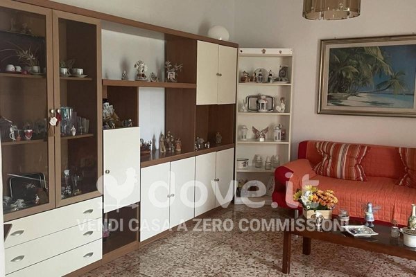 appartamento in vendita a Laveno-Mombello in zona Corte