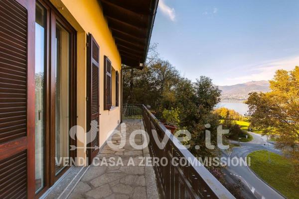 casa indipendente in vendita a Laveno-Mombello