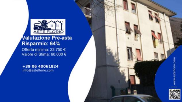 appartamento in vendita a Laveno-Mombello