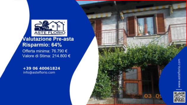 appartamento in vendita a Laveno-Mombello in zona Laveno