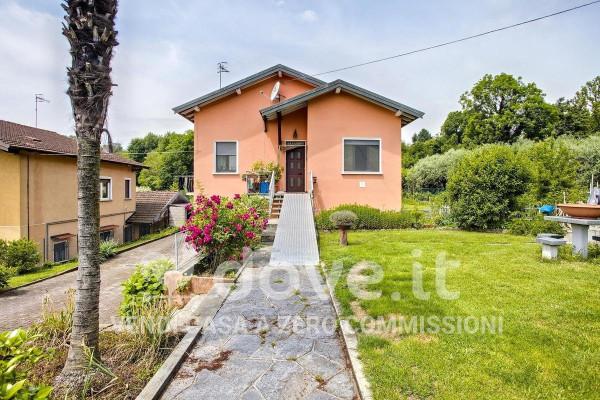 casa indipendente in vendita a Laveno-Mombello