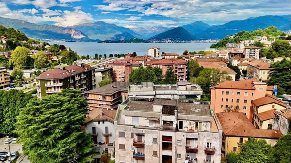 appartamento in vendita a Laveno-Mombello
